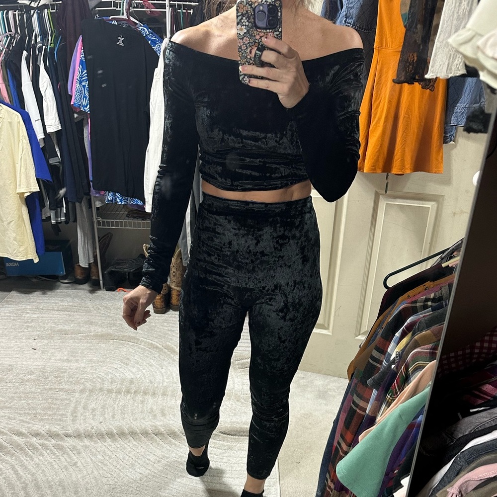 Yitty Fabletics velvet set.  Size xs